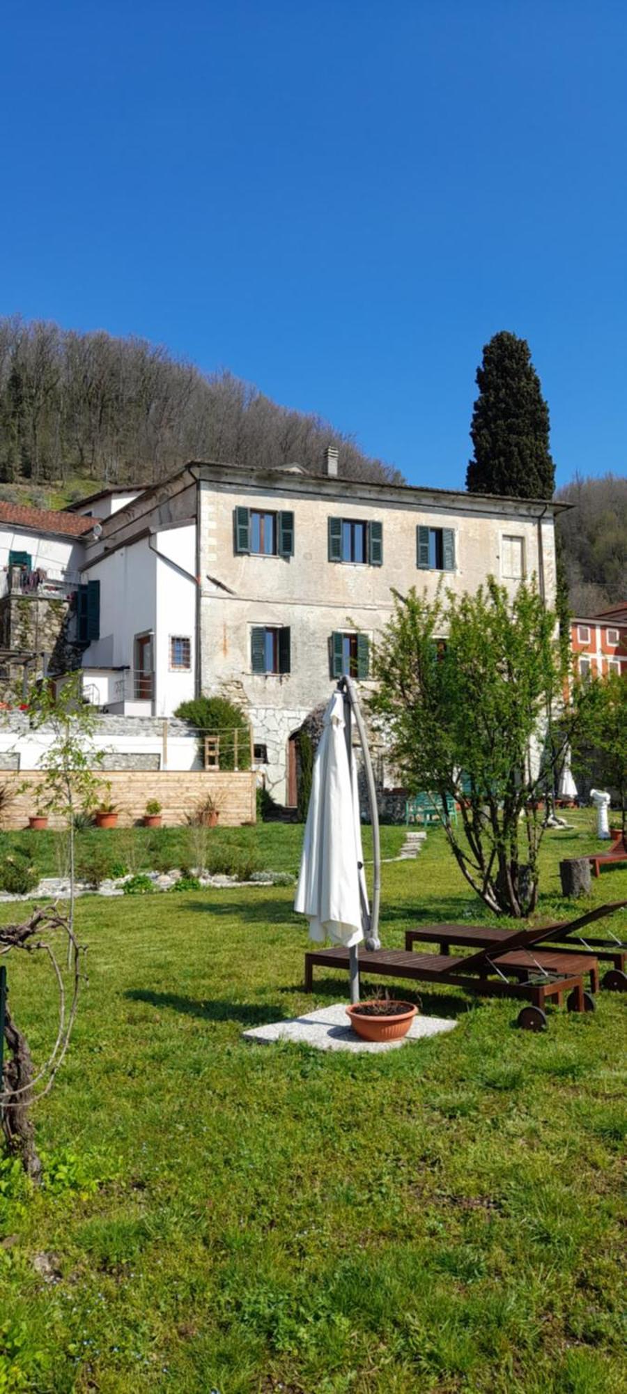 Monti Guesthouse Monti di Licciana Nardi Kültér fotó