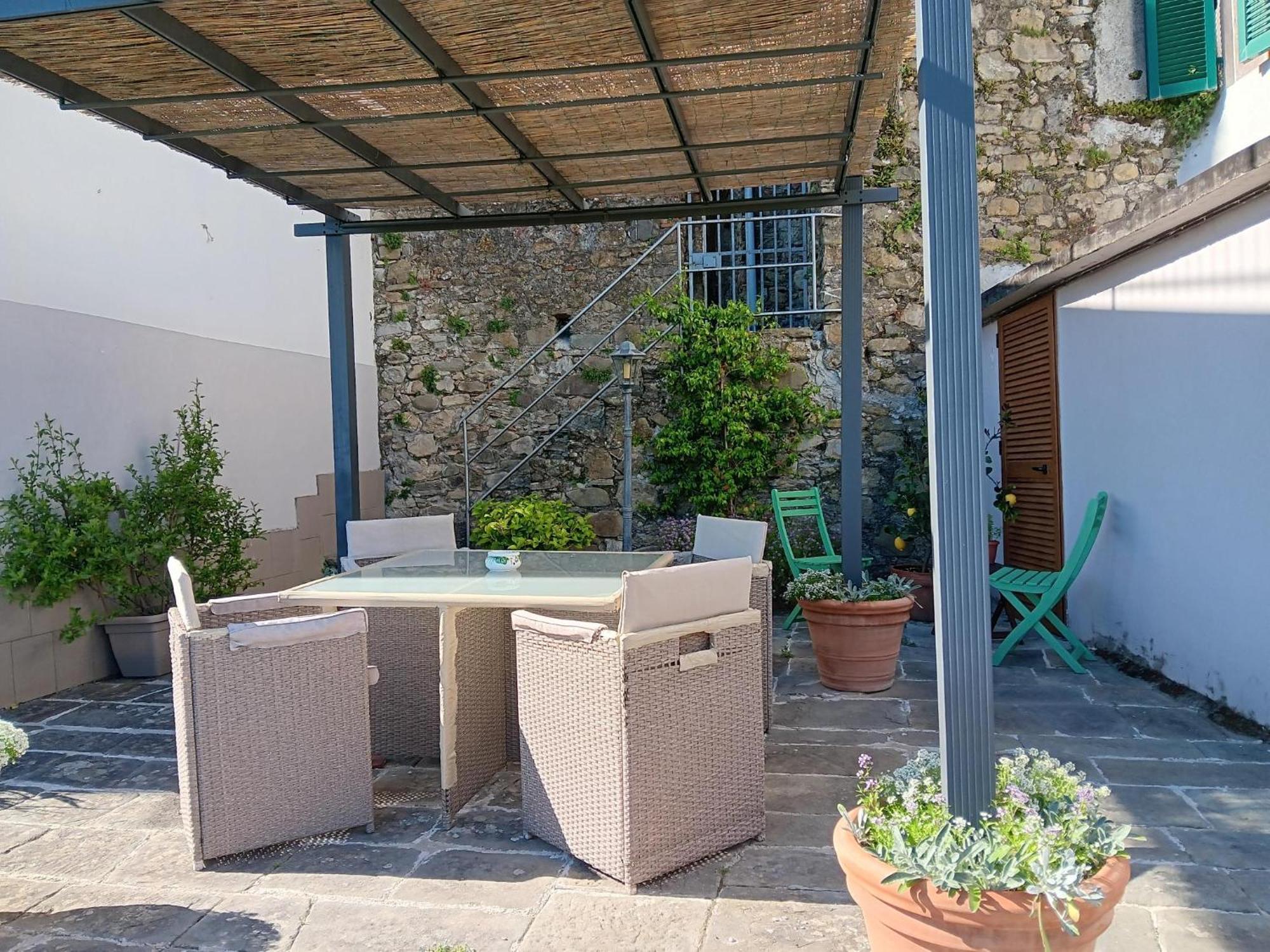 Monti Guesthouse Monti di Licciana Nardi Kültér fotó