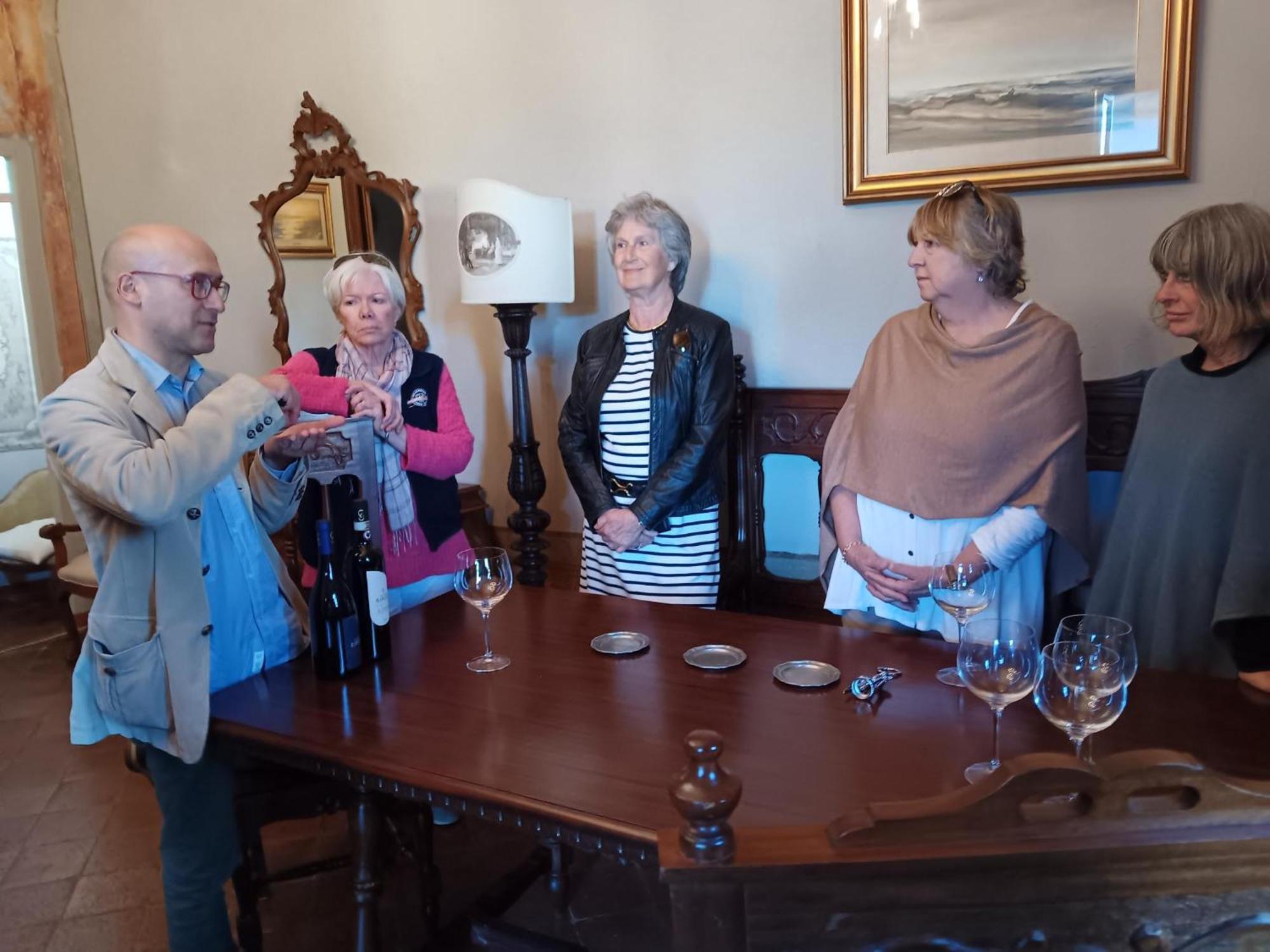 Monti Guesthouse Monti di Licciana Nardi Kültér fotó